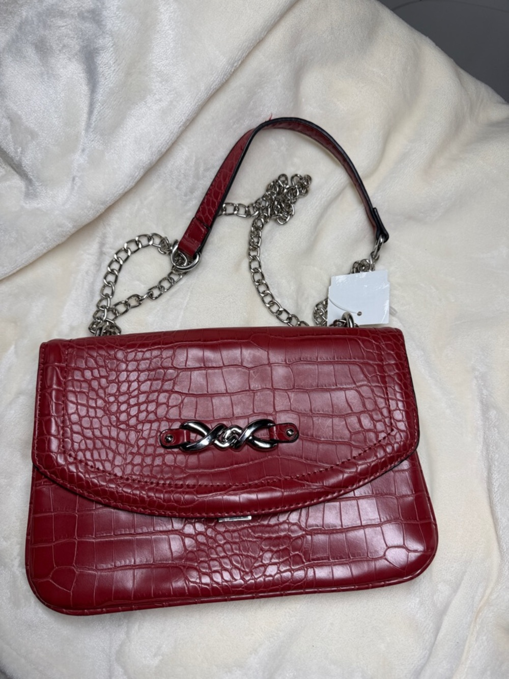 Red Croc-Embossed Chain Shoulder Bag - Brand Unspecified